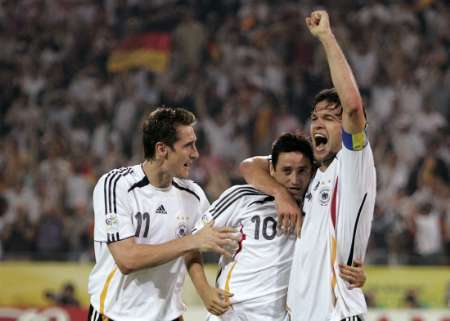 2006-06-14t213548z_01_wcvp87_rtridsp_2_sport-soccer-world