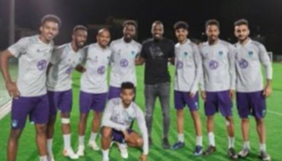 لاعبو الأهلي