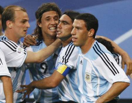 2006-06-10t194602z_01_wcdy116_rtridsp_2_sport-soccer-world