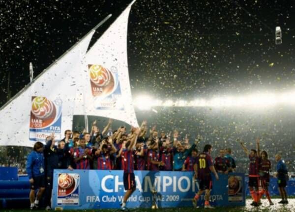 تتويج برشلونة في الإمارات - أرشيفية
