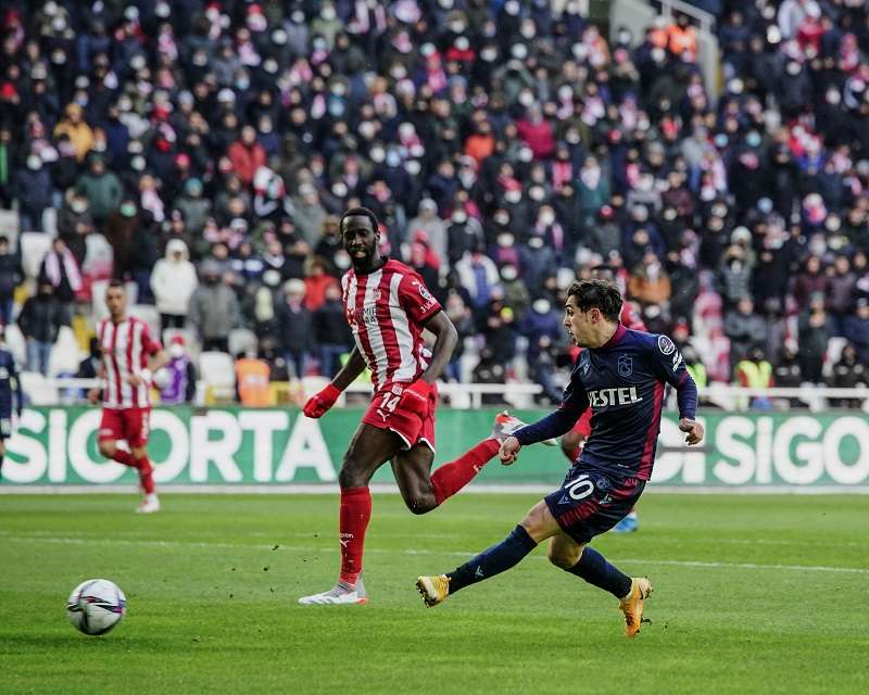 جانب من اللقاء (نقلا عن حساب طرابزون سبور علي تويتر)