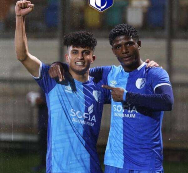 لاعبو الهلال