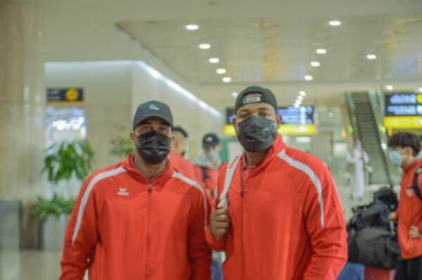 من وصول الوفود