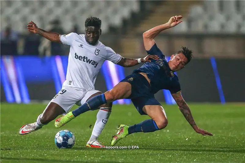 ?i=epa%2fsoccer%2f2022-01%2f2022-01-16%2f2022-01-16-09690039_epa