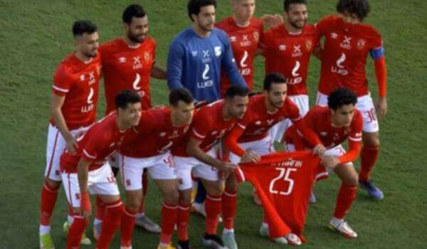 لاعبو الأهلي