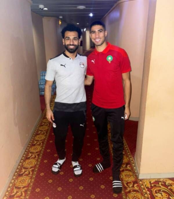 حكيمي وصلاح