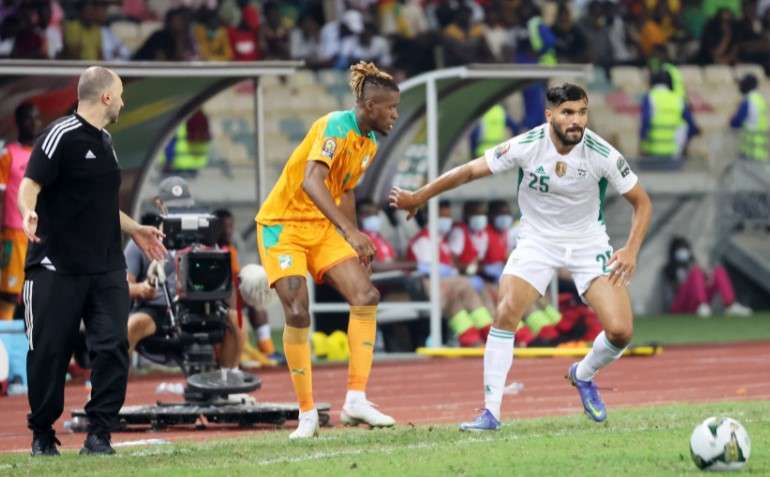 من لقاء الجزائر وساحل العاج