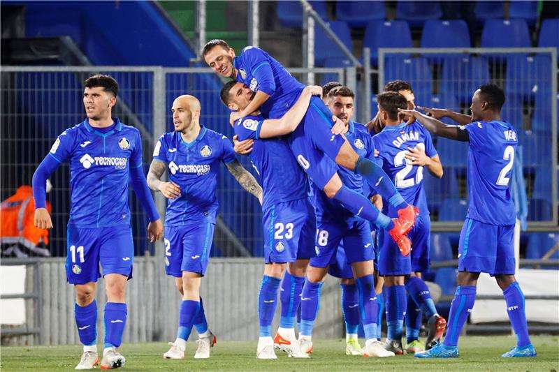 لاعبو خيتافي