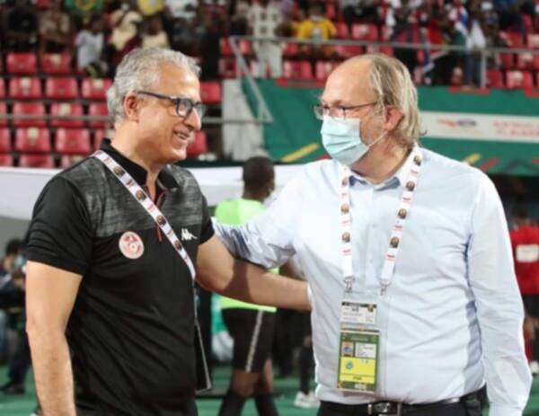 سينتفيت مع منذر الكبير مدرب تونس