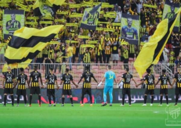لاعبو الاتحاد