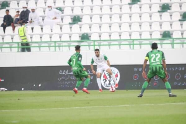 من مباراة خورفكان والعروبة