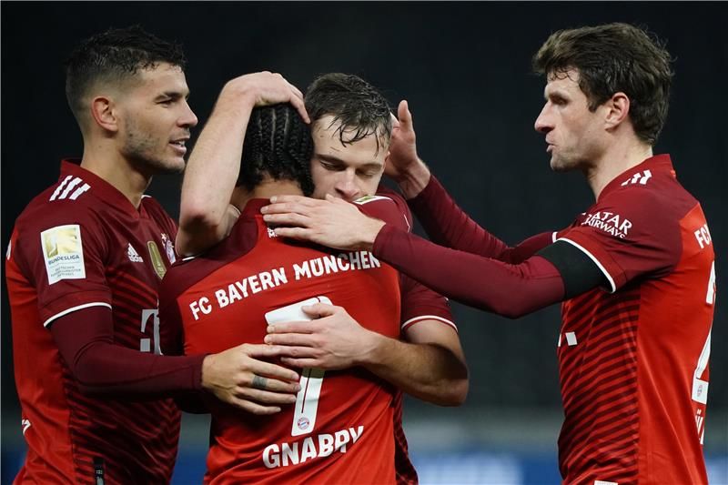 كيميتش مع لاعبي بايرن ميونخ