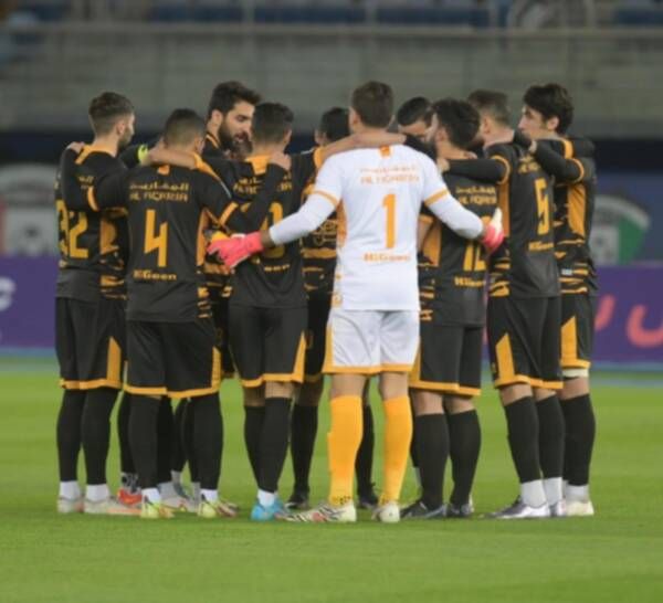 لاعبو القادسية