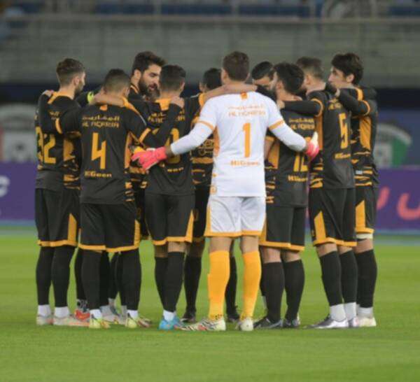 لاعبو القادسية