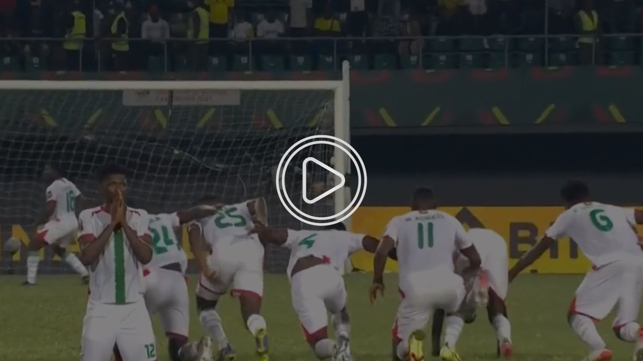 لاعبو بوركينا فاسو