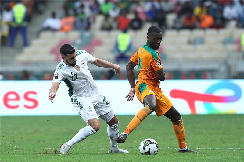 من لقاء الجزائر وكوت ديفوار