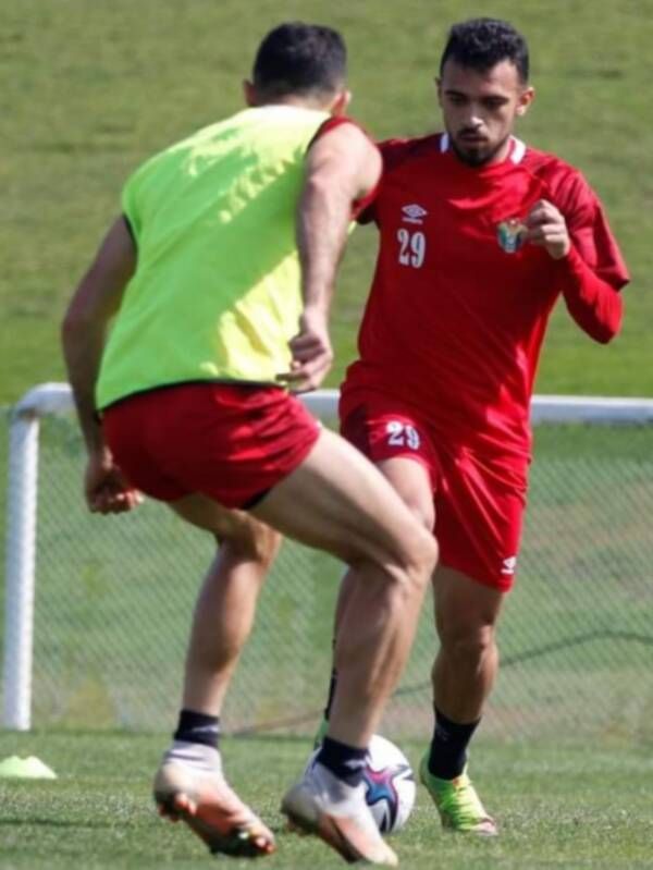 من استعدادات النشامى للمباراة