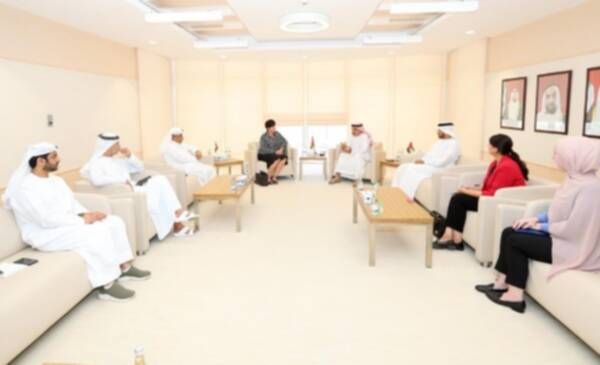 من الاجتماع