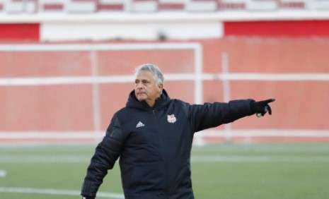 المدرب ماركوس باكيتا