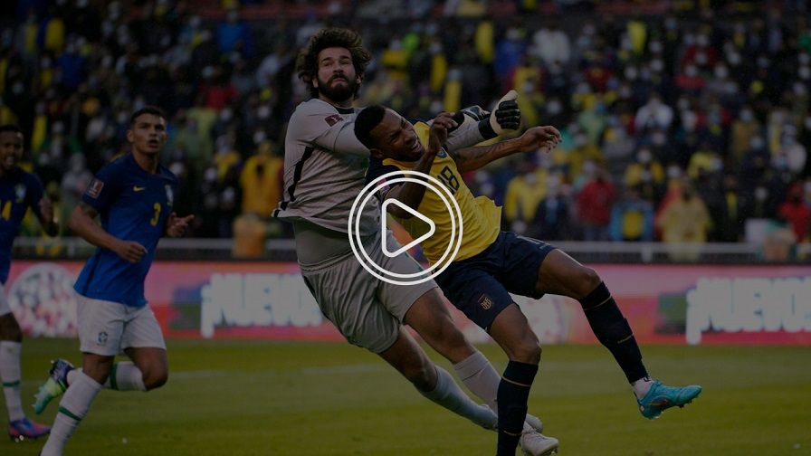 اليسون بيكر