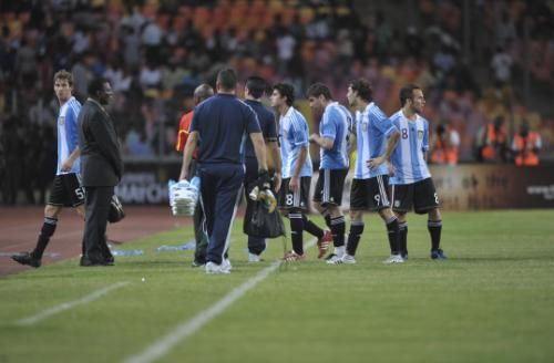 2011-06-012011-06-01t231144z_01_lag07_rtridsp_3_soccer-africa-nigeria_reuters
