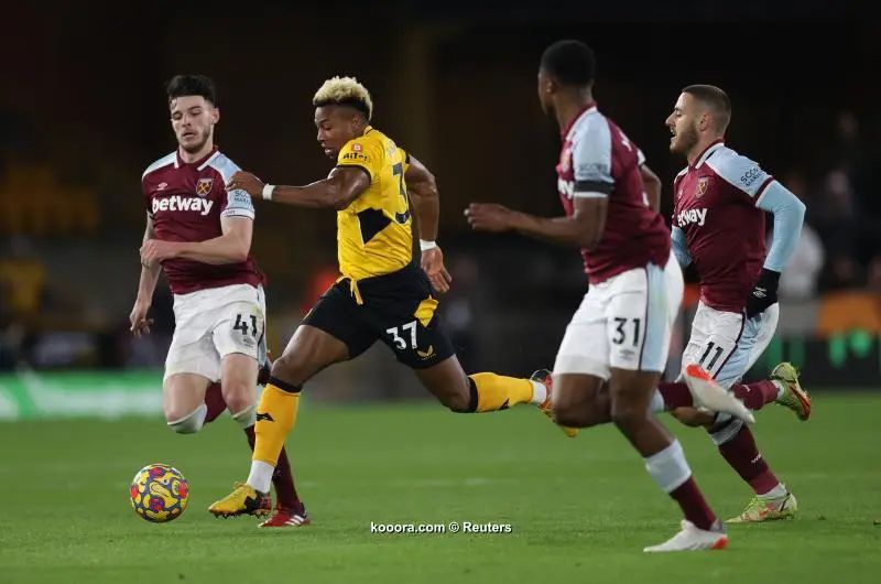 ?i=reuters%2f2021-11-20%2f2021-11-20t170855z_1592212554_up1ehbk1bmt4j_rtrmadp_3_soccer-england-wlv-whu-report_reuters