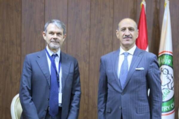 عدنان درجال وجوناس لوفان