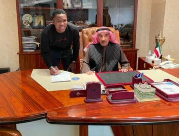 جيري جبريل يوقع عقود انضمامه لليرموك