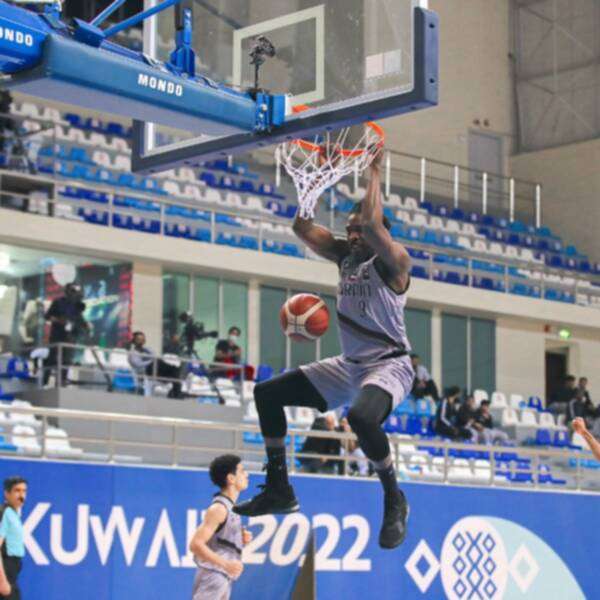 لقطة من مباراة كاظمة والقرين