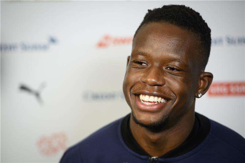 دينيس زكريا