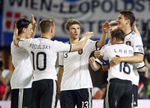 2011-06-032011-06-03t193416z_01_hpb26_rtridsp_3_soccer-euro_reuters