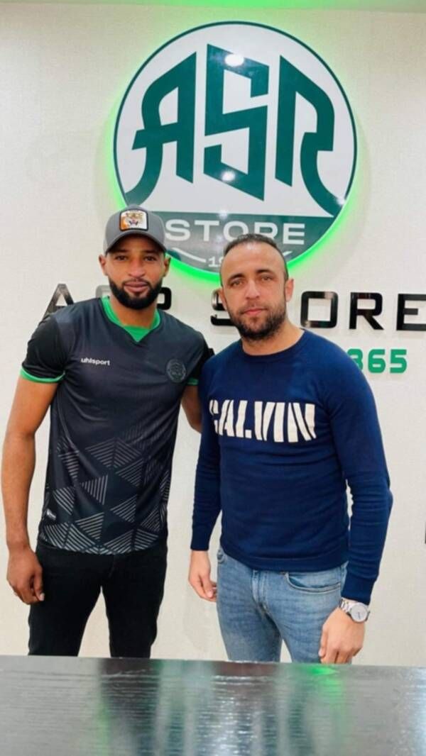 أشرف كرير صحبة وكيل أعماله مجدي المصراطي