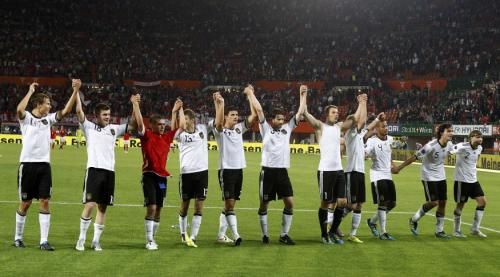 2011-06-032011-06-03t204658z_01_hpb51_rtridsp_3_soccer-euro_reuters