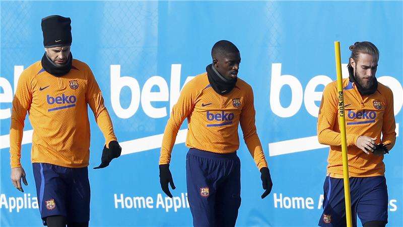 لاعبو برشلونة