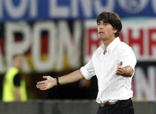 2011-06-032011-06-03t201916z_01_hpb40_rtridsp_3_soccer-euro_reuters