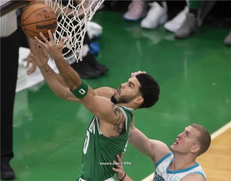 ?i=epa%2fbasketball%2f2022-01%2f2022-01-20-09696091_epa