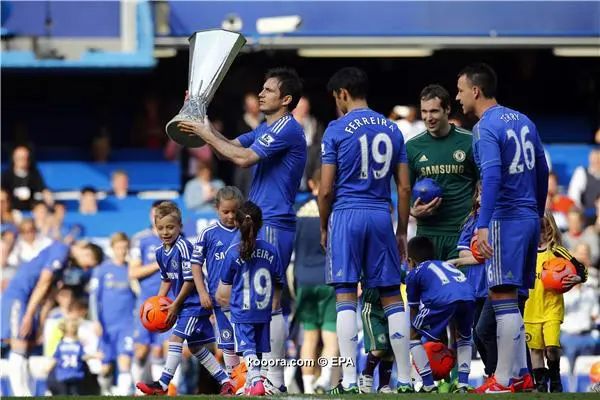 ?i=epa%2fsoccer%2f2013-05%2f2013-05-19%2f2013-05-19-03708015_epa