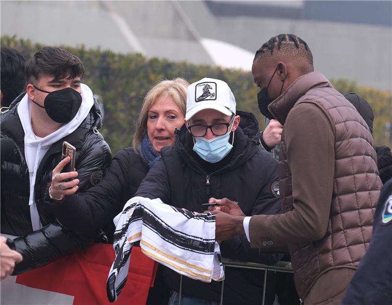 دينيس زكريا