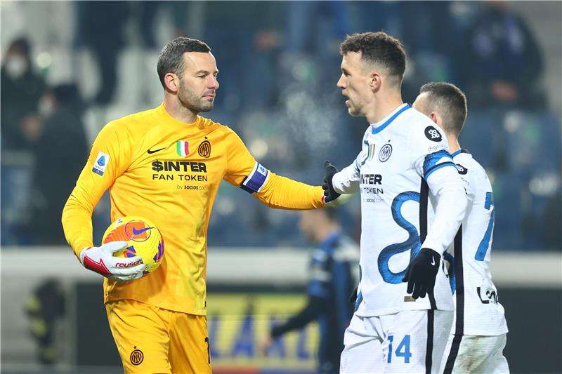 هاندانوفيتش وبيريسيتش