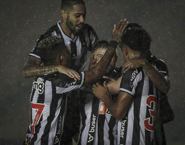 فرحة لاعبي أتليتكو مينيرو (مصدر الصورة: أتلتيكو مينيرو)