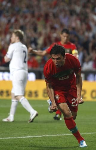 2011-06-042011-06-04t212505z_01_rfm04_rtridsp_3_soccer-euro_reuters