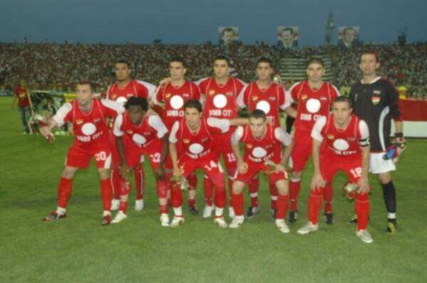 فريق الاتحاد الحلبي في المباراة الفاصلة وفيها يحيى الراشد