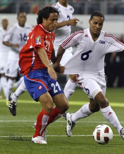2011-06-062011-06-06t004132z_01_arl06_rtridsp_3_soccer_reuters
