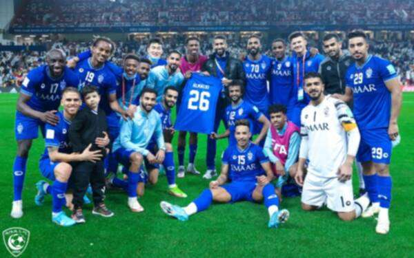 لاعبو الهلال