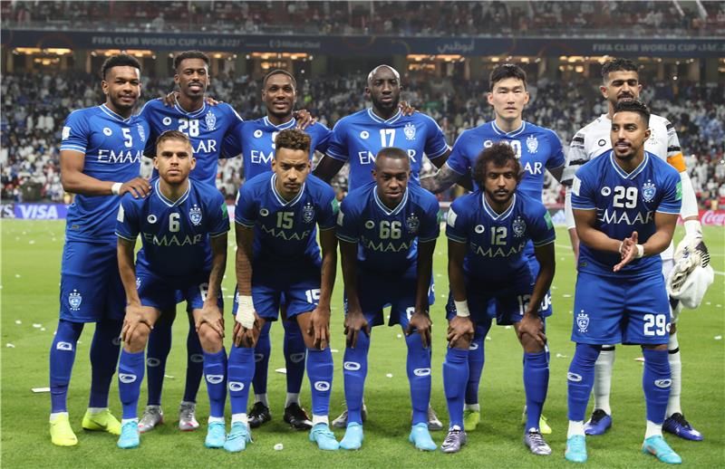 لاعبو الهلال