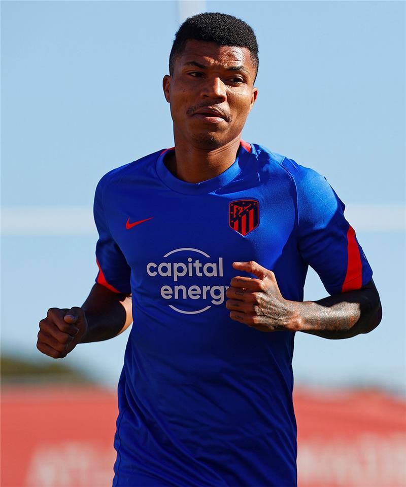 رينيلدو ماندافا 