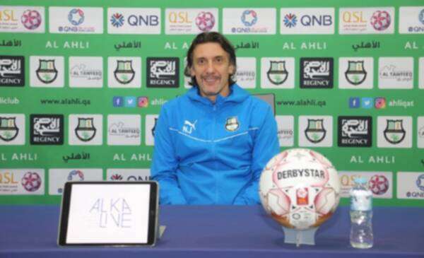 نيبوشا يوفوفيتش