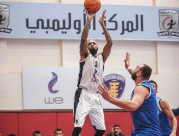 الأمريكي ديورك سبينسر