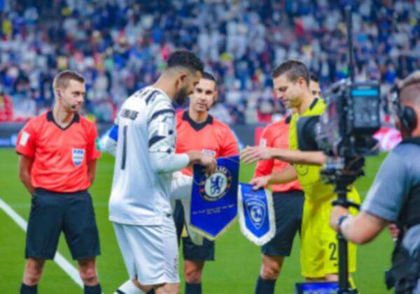 قبل بداية اللقاء