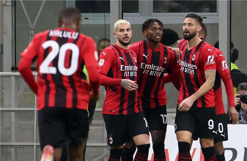 فرحة لاعبي ميلان